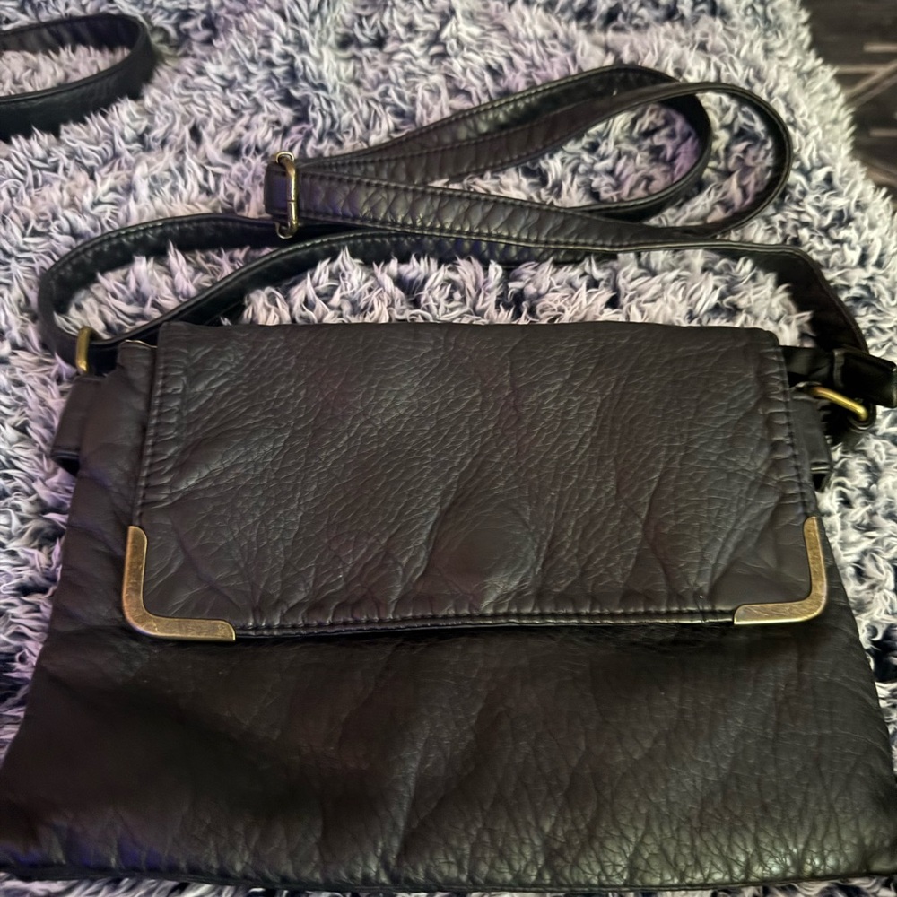 Chic Black Leather Crossbody Bag